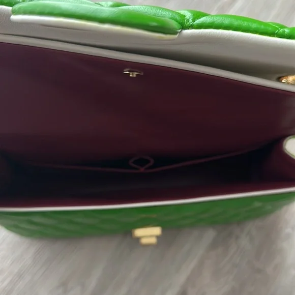 Green quilted leather bag - Picture 8 of 12